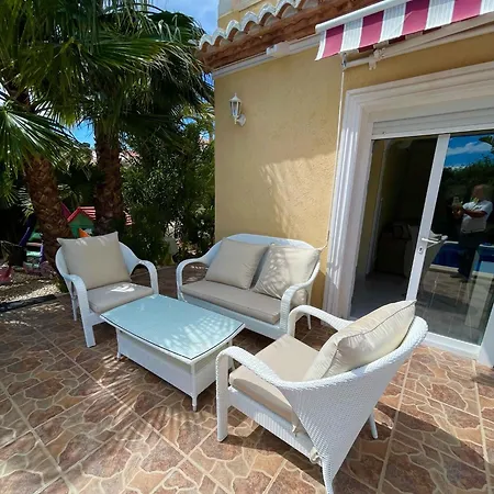 Hayahay With Private Pool & Amazing View Вилла Кальпе