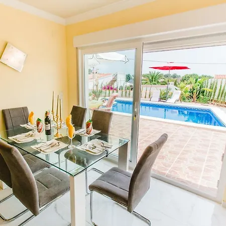 Hayahay With Private Pool & Amazing View * Кальпе