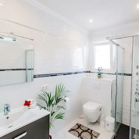 Hayahay With Private Pool & Amazing View * Кальпе