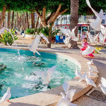 Hayahay With Private Pool & Amazing View Кальпе